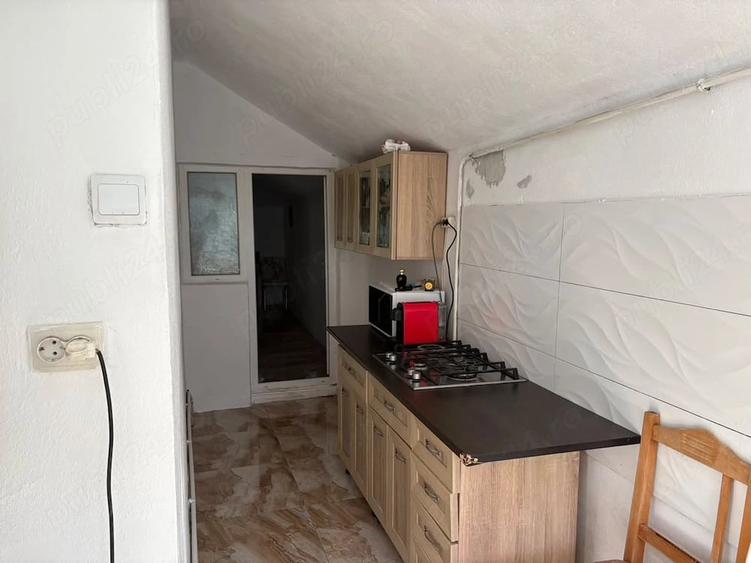 Casă cu Teren 300 Mp în Central