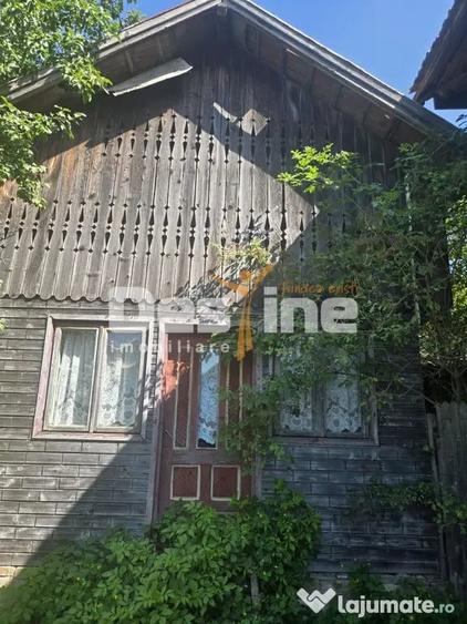 Casă cu 3 camere cu Teren 2614 Mp în Trăisteni