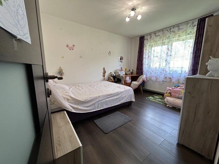 Casă individuală cu 4 camere cu Canalizare în Frumoasa
