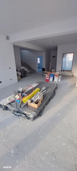 Casă cu 5 camere cu Teren 843 Mp în Dorobanți