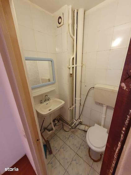 Apartament cu 4 camere decomandat în Pantelimon