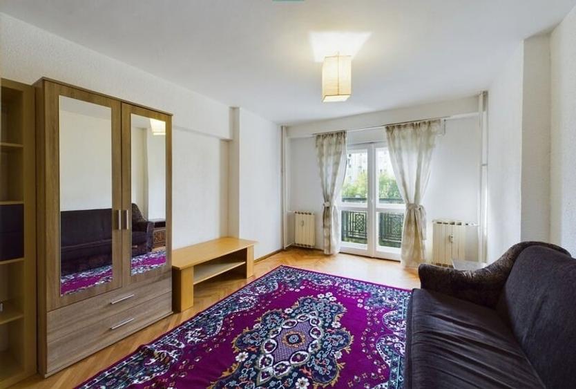 Apartament cu 2 camere decomandat, mobilat în P-ța Muncii