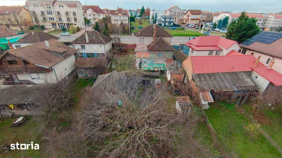 Casă cu 5 camere cu Teren 1054 Mp în Sânmartin