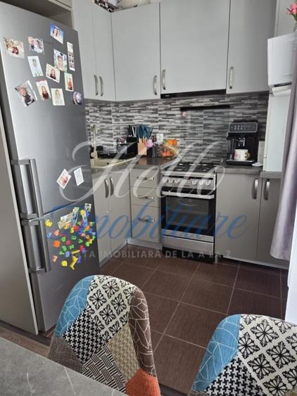 Apartament cu 2 camere semidecomandat în Florești