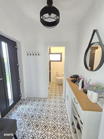 Casă cu 4 camere cu Teren 455 Mp în Central