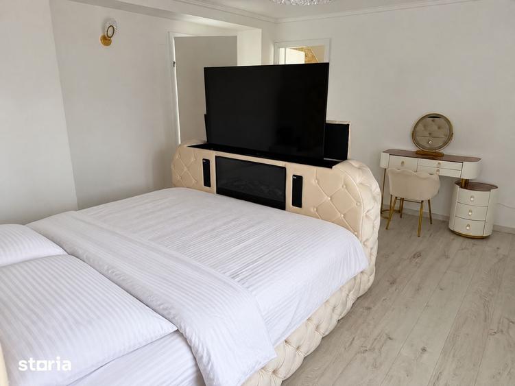 Casă cu 5 camere cu Teren 300 Mp în Codlea