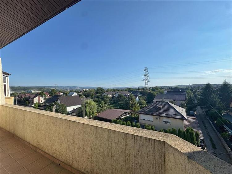 Apartament cu 2 camere decomandat, mobilat în Aeroport