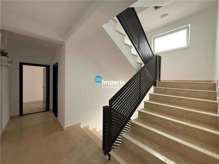 Apartament cu 2 camere decomandat în Rediu