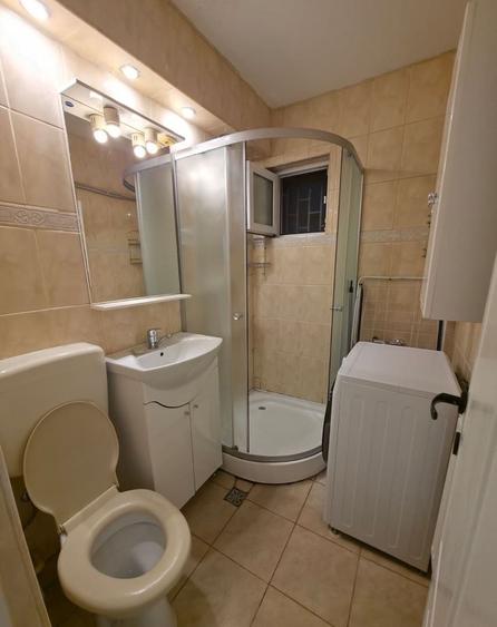 Apartament cu 3 camere, mobilat în Băneasa