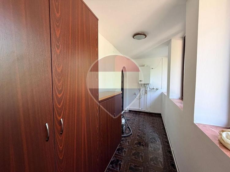 Casă individuală cu 4 camere cu Teren 460 Mp în Brestei