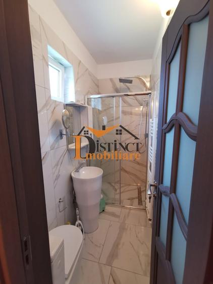 Apartament cu 3 camere decomandat în 15 Noiembrie