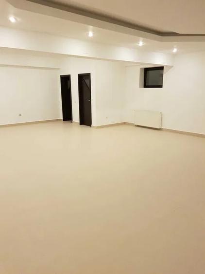 Spațiu comercial, de 75 mp, în Săcele