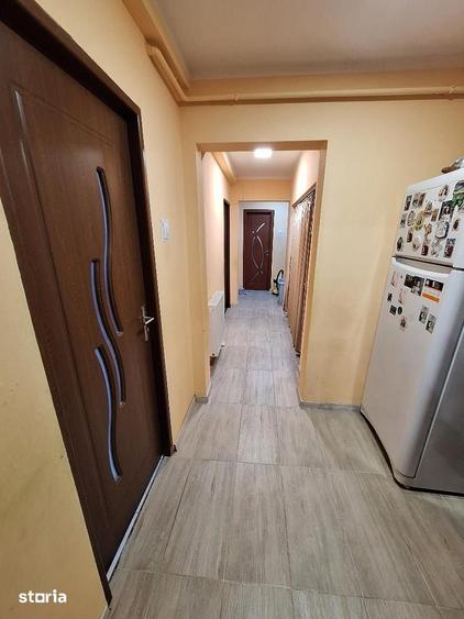 Apartament cu 3 camere în Mazepa 2