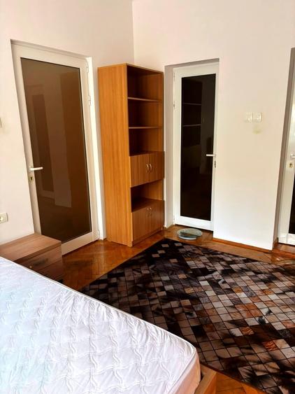 Apartament cu 2 camere semidecomandat în Iancului