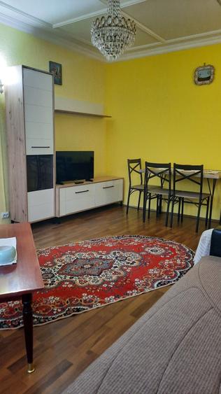 Apartament cu 2 camere nedecomandat în Central