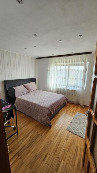 Apartament cu 2 camere decomandat în Fundăturile