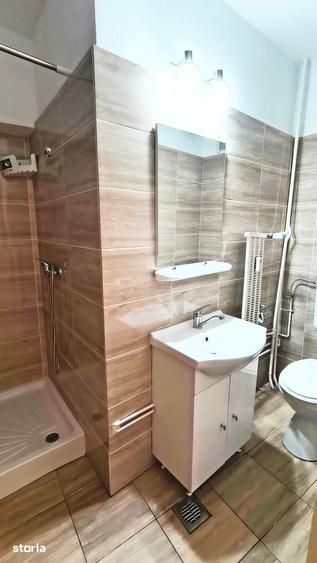 Apartament cu 4 camere decomandat în Grivița
