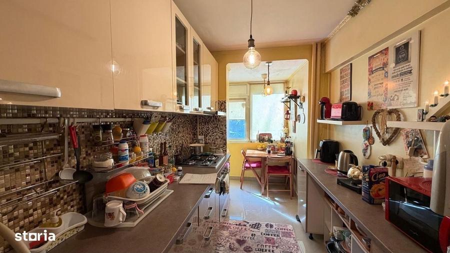Apartament cu 3 camere în Basarabia
