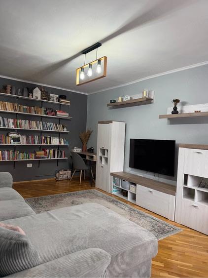 Apartament cu 3 camere decomandat în Aradul Nou