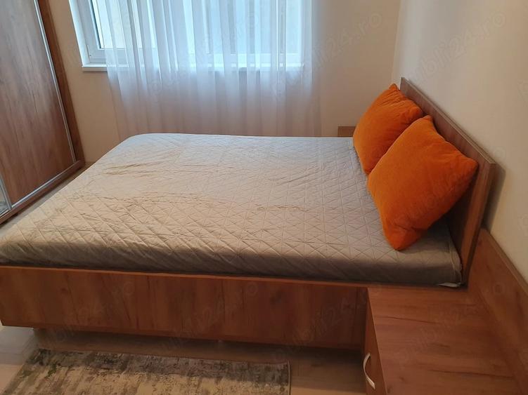 Apartament cu 3 camere decomandat în Dumbrăvița