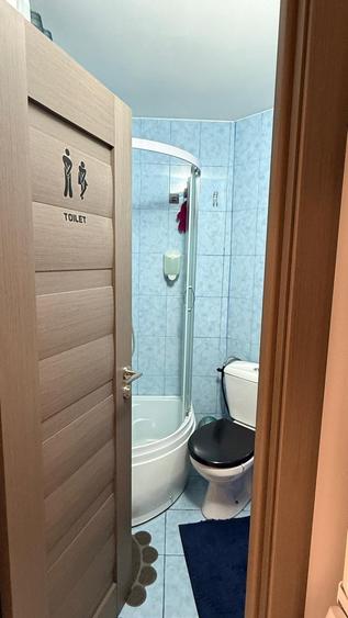 Apartament cu 4 camere decomandat în Central