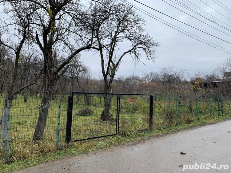 Teren de 1500 mp, în Corbi