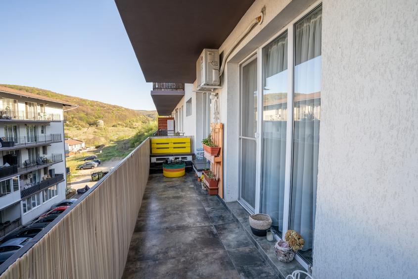 Apartament cu 3 camere semidecomandat, mobilat în Mănăștur