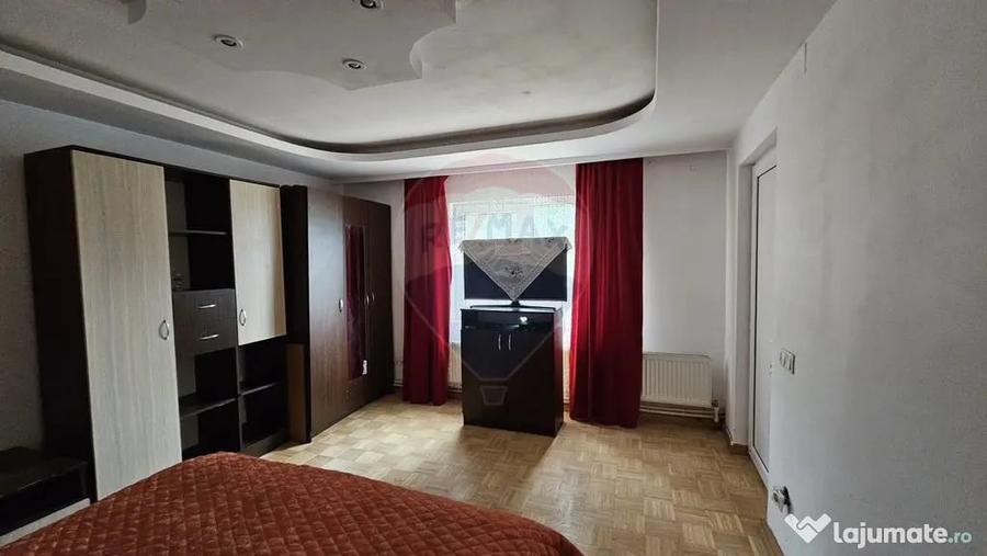 Casă cu 5 camere cu Teren 526 Mp în Chilișeni