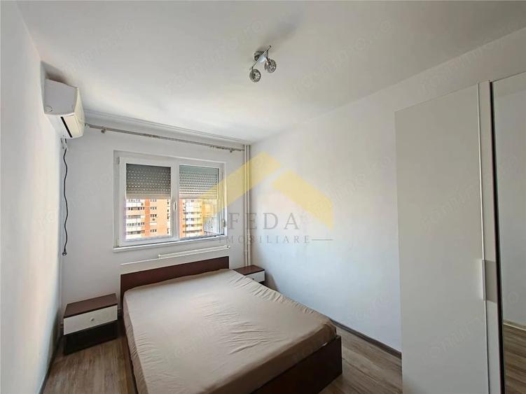 Apartament cu 3 camere decomandat în Aurel Vlaicu