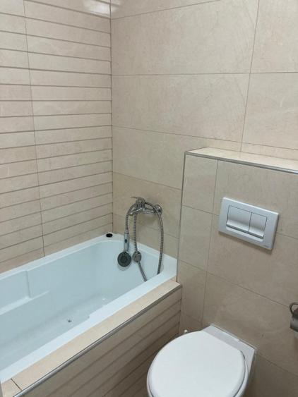 Apartament cu 3 camere, mobilat în Nufărul