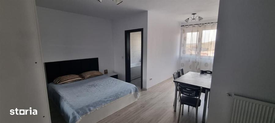 Garsonieră decomandată în Valea Lupului