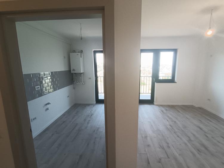 APARTAMENT 1 CAMERA, INTABULAT, ETAJ 1, PARCARE, POPAS PACURARI, COMISION 0 - 10