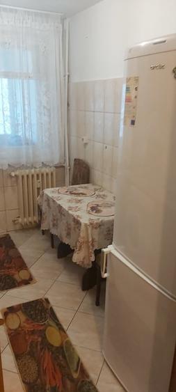 Apartament cu 2 camere decomandat în Apusului