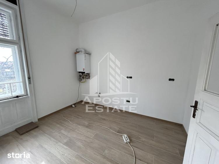 Spațiu comercial, de 100 mp, în Girocului