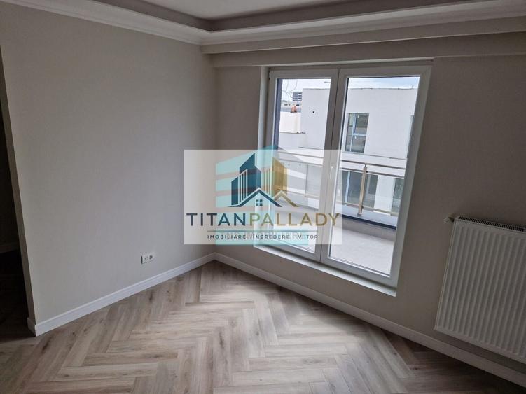 Penthouse cu 4 camere decomandat în Theodor Pallady