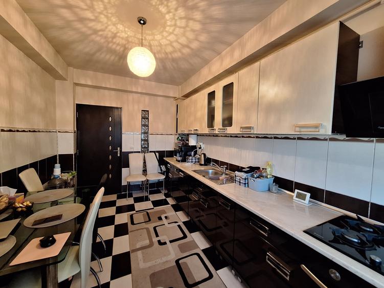 Apartament confort sporit, decomandat, zona Ioan Rus - 5