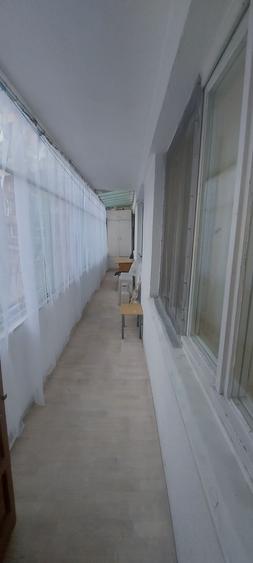 Apartament cu 4 camere în P-ța Victoriei