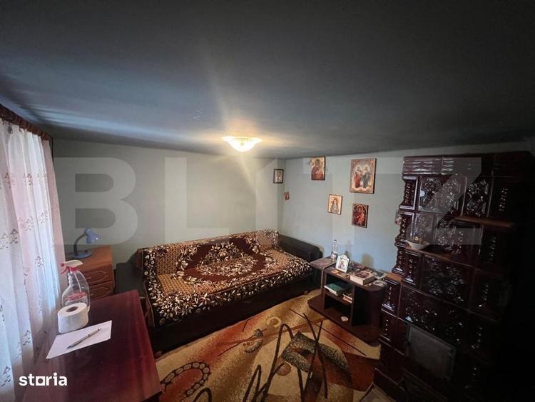 Casă cu 4 camere cu Teren 2000 Mp în Rovine