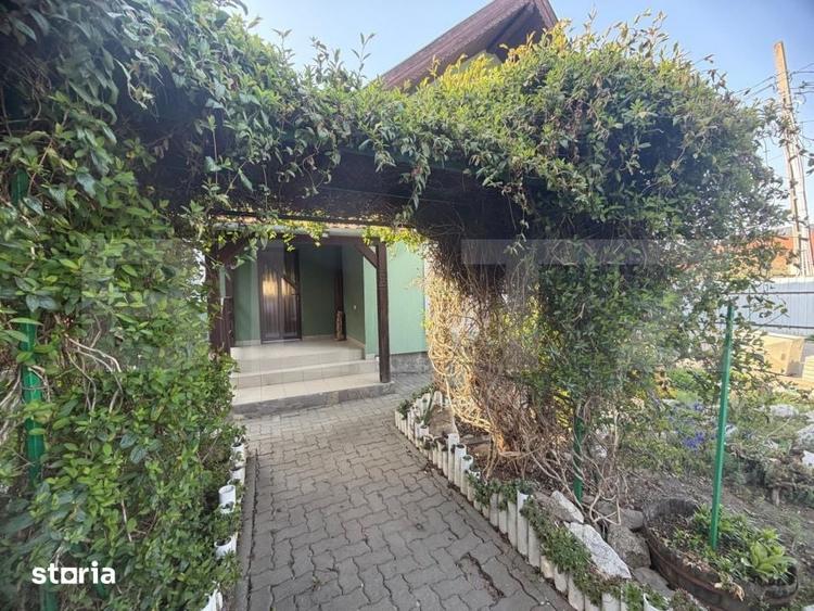 Casă cu 5 camere cu Teren 544 Mp în Sântana de Mureș