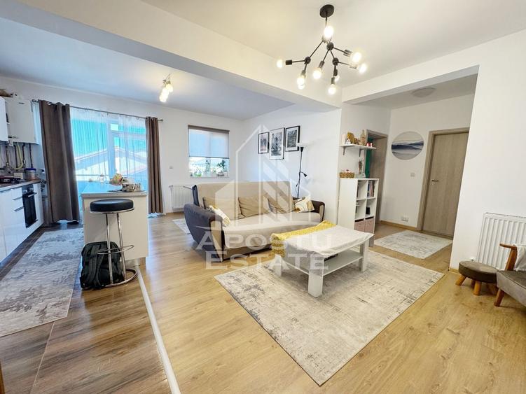 Apartament cu 3 camere decomandat, mobilat în Giroc
