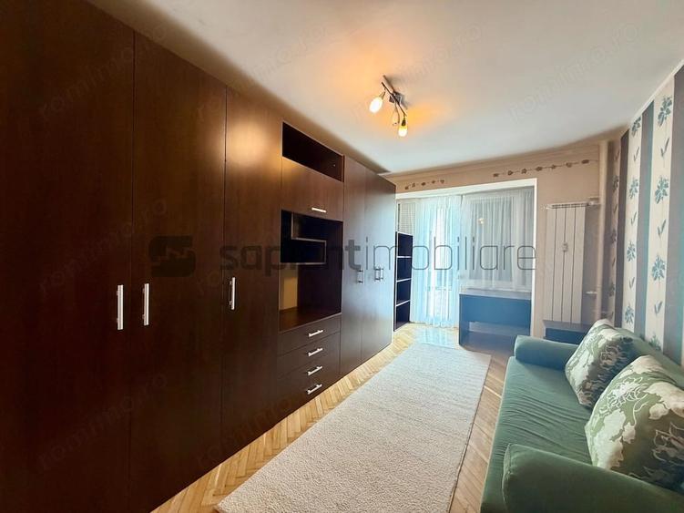 Apartament cu 3 camere | Pia?a Ceta?ii Centru Civic, Oradea - 2