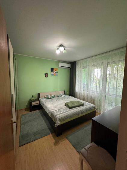 Apartament cu 3 camere decomandat în 1 Decembrie 1918