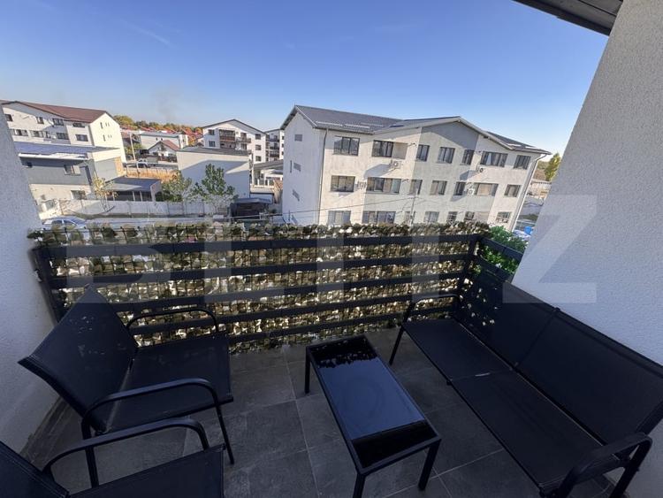 Apartament cu 3 camere decomandat, mobilat în Exterior Est