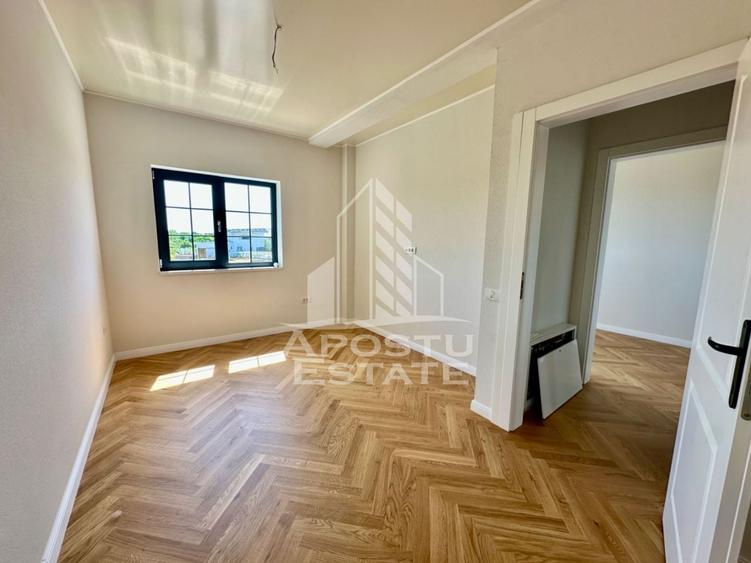 Duplex cu 5 camere cu Canalizare în Giroc
