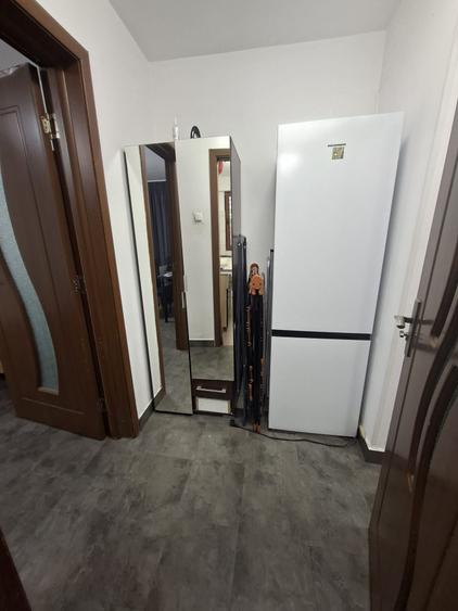 Apartament cu 2 camere decomandat în Colentina