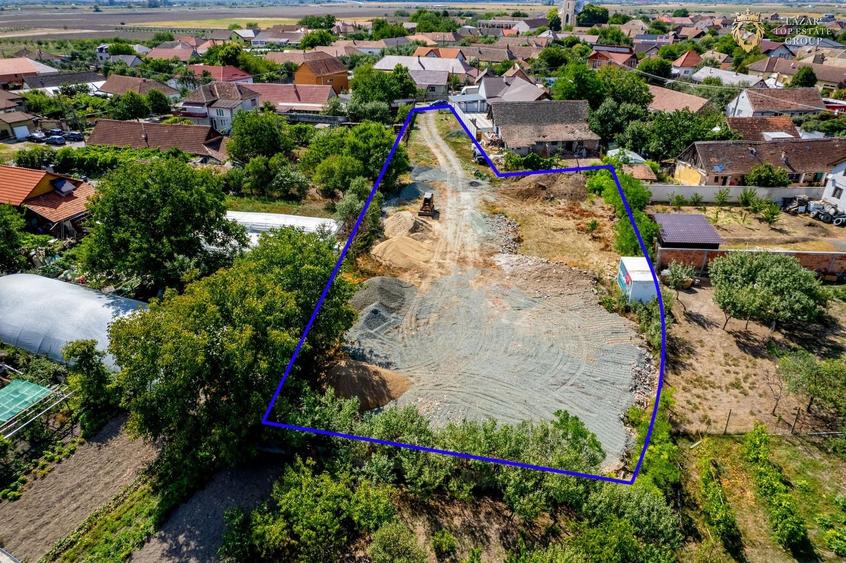 Teren Construcții intravilan de 2000 mp, în Vladimirescu
