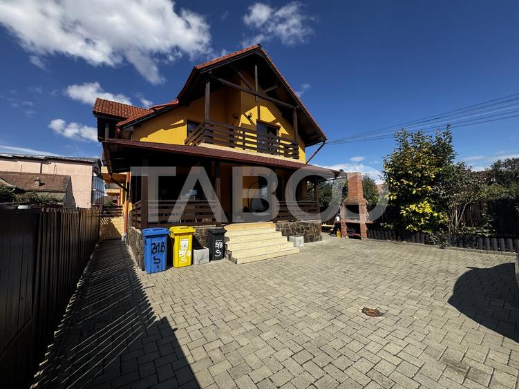 Duplex cu 5 camere cu Canalizare în Turnișor