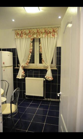 Apartament cu 2 camere semidecomandat în Drumul Carului