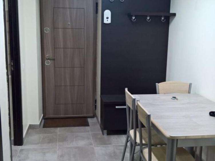 Garsonieră decomandată, mobilată în Drumul Taberei