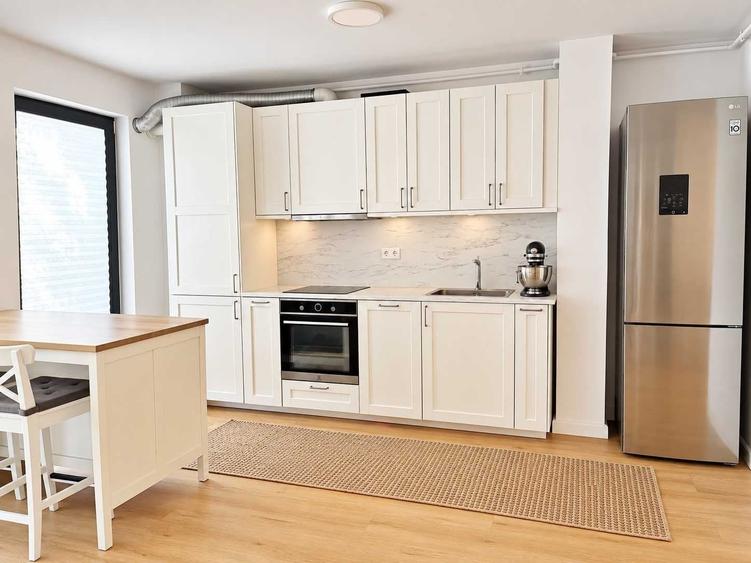 Apartament cu 2 camere decomandat în Florești